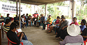 Discussion group with beneficiaries.