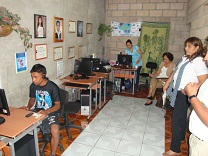 Young entrepreneurs in El Blsamo